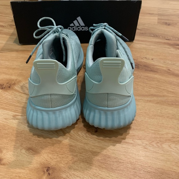 Adidas Alpha Bounce - Picture 3 of 4